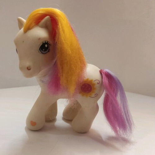 My Little Pony Sunny Daze G3 used with trimmed hair and marks