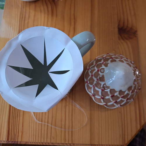 Ceramic cup with house-shaped lid new decorative