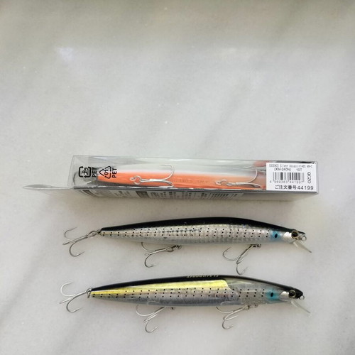 Shimano Silent Assassin 140S and FlashBoost 140S fishing lures like new