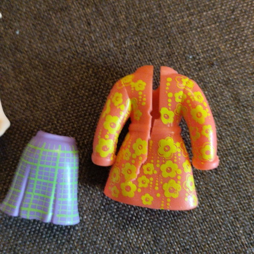 Polly Pocket collectible set used with accessories