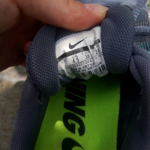 Nike athletic shoes like new, gray and turquoise, size 38