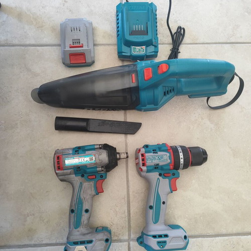 Total tool set used with drill driver, impact wrench and vacuum