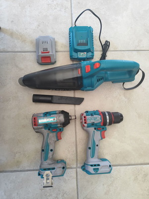 Total tool set used with drill driver, impact wrench and vacuum