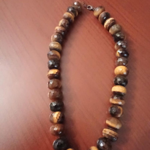 Vintage necklace with tiger eye stones, like new, length 0.50cm