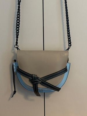 Shoulder bag like new, black and beige