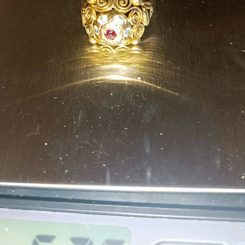 Gold vintage women's ring 14K like new with red zircon stone