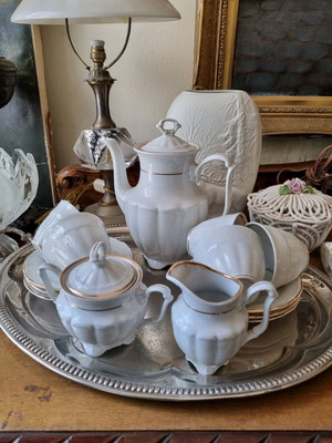 Σερβίτσιο τσαγιού πορσελάνης σαν καινούργιο, Πολωνίας