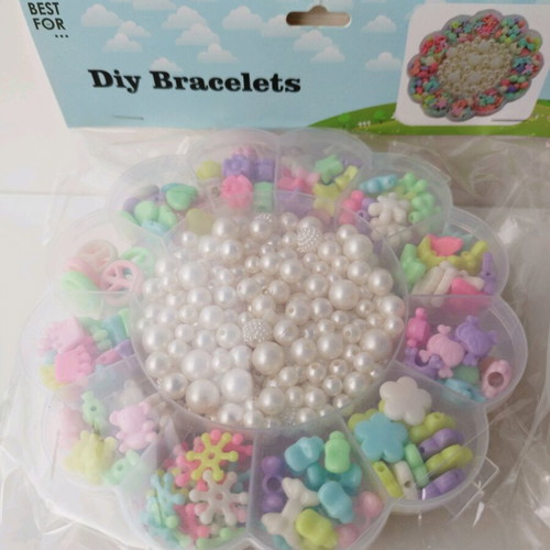 Beads for necklace and bracelet making new