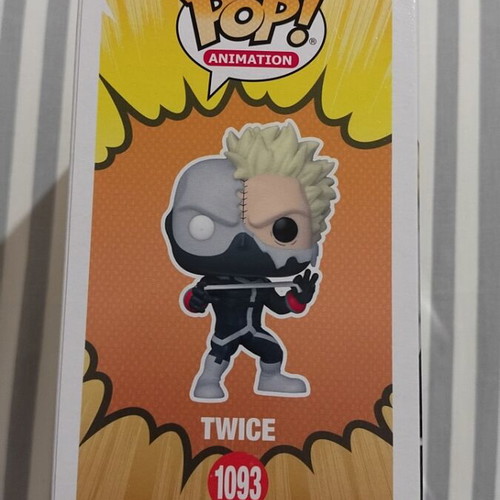 Funko Pop Twice 1093 Hot Topic Exclusive Chase new