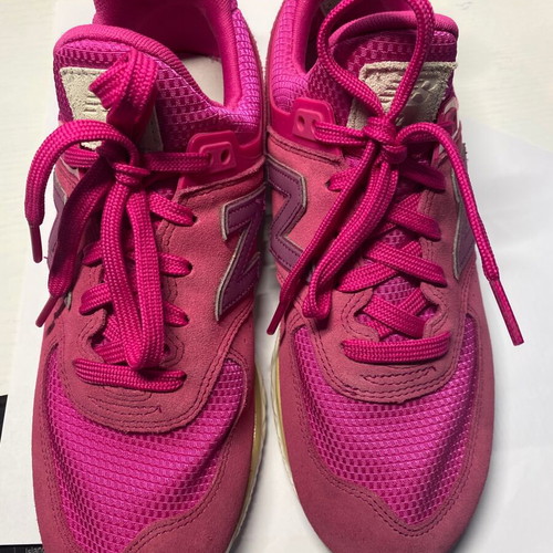New Balance sneakers like new, size 40, purple-pink