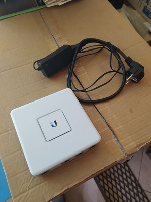 Ubiquiti UniFi Security Gateway (USG) άριστη λειτουργική κατάσταση