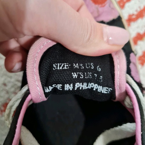 Vans women's sneakers used, black with pink design, size 38.5