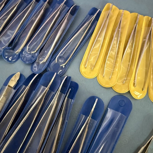 Eyebrow Tweezers set of 20 new with cases