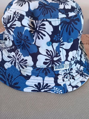 Dixxon summer hat unisex like new, reversible