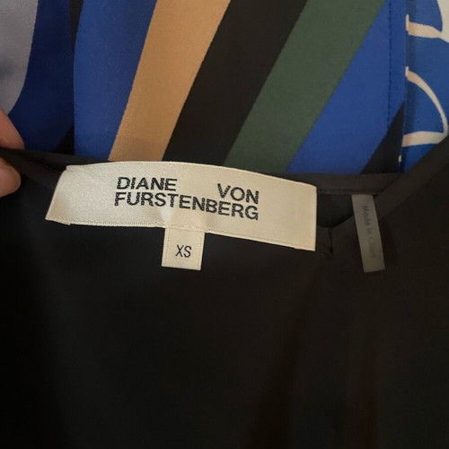 Diane von Furstenberg wrap dress XS like new, multicolor