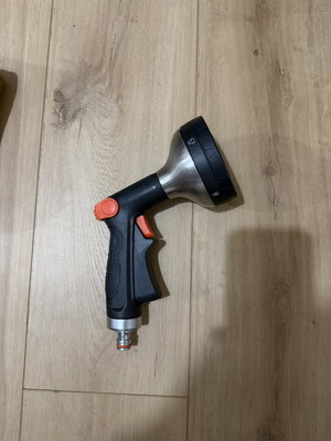 Watering gun new for garden use