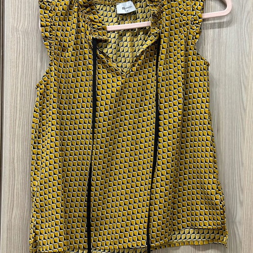 Bsb blouse new, never worn