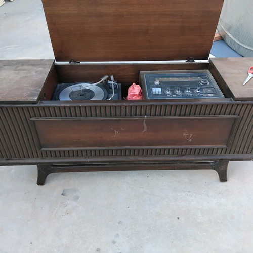 Mid Century Modern Stereo Console Record Player General Electric like new