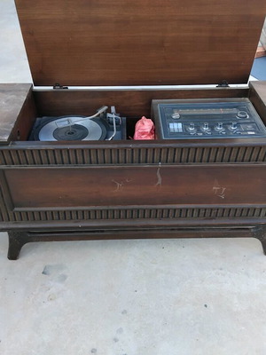 Mid Century Modern Stereo Console Record Player General Electric like new