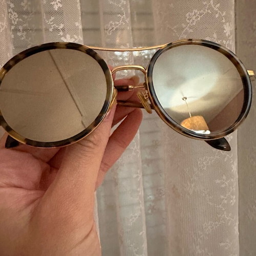 Vedi Vero sunglasses used with marks