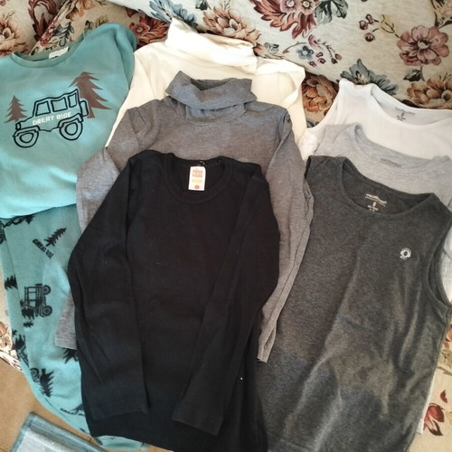 Boys' clothes like new, size 5-6