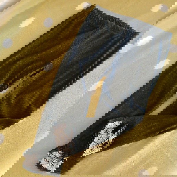 Crop κολάν παντελόνι S/M, τζην με ρομαντική λεπτομέρεια
