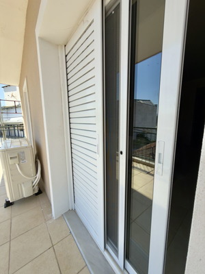 Aluminum window frames like new, pack of 11 with double glazing and shutters