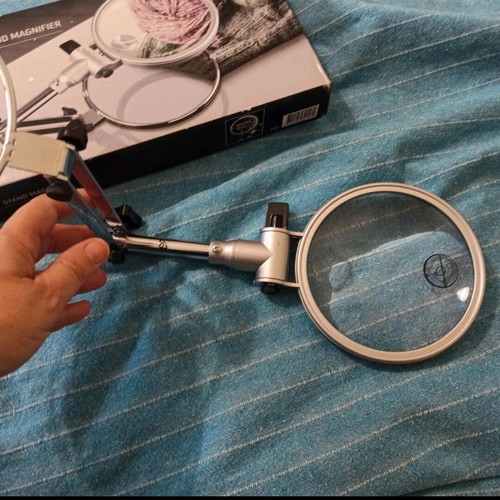 Large magnifying glass new