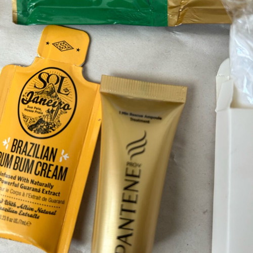 Set of skincare items like new, sold together