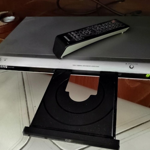 Samsung DVD Player DVD-P370 used with original remote and SCART