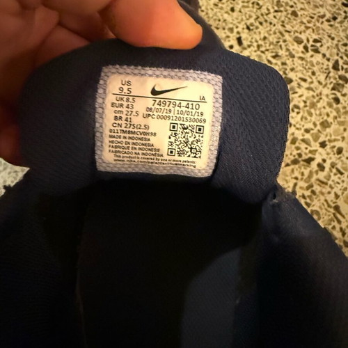Nike MD Runner 2 Blue Size 43 Like New