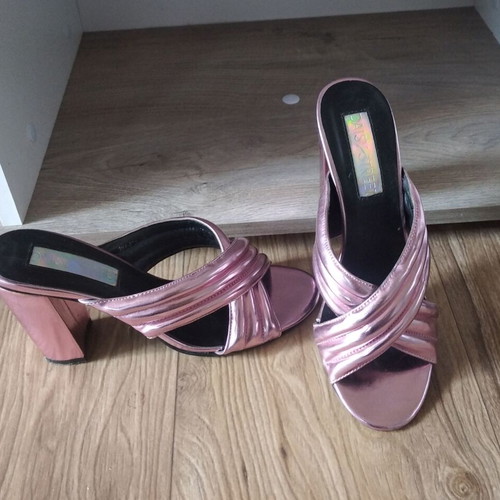 Daisy Street women's sandals size 36 like new, pink silver