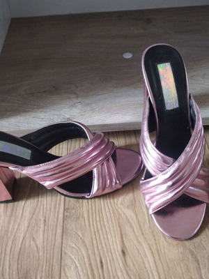 Daisy Street women's sandals size 36 like new, pink silver