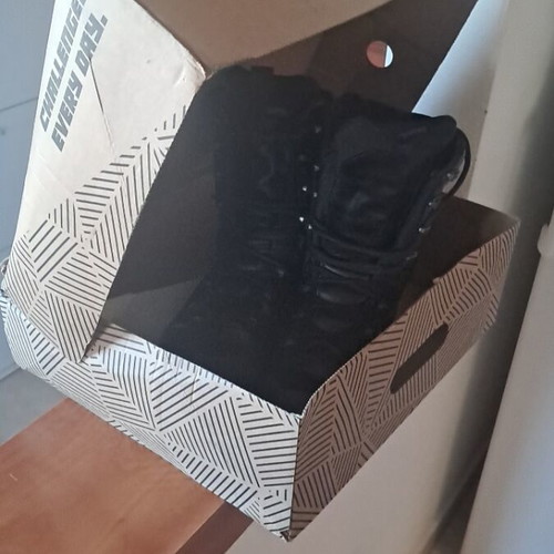 Alpina tactical boots size 43 like new with sympatex and Vibram sole