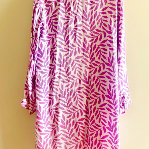 Nisw shirt dress violet with white floral, like new, size M