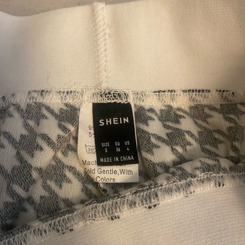 Set of pants with crop top new from SHEIN