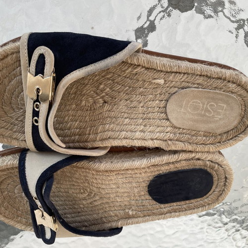 Karavan Esiot flip flops like new, beige and blue, size 41