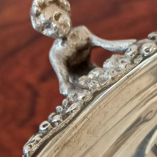 Silver Bowl Armaos 925 like new with sculpted handles