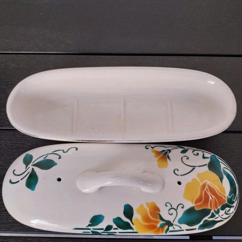 Vintage Holland ceramic bathroom accessory