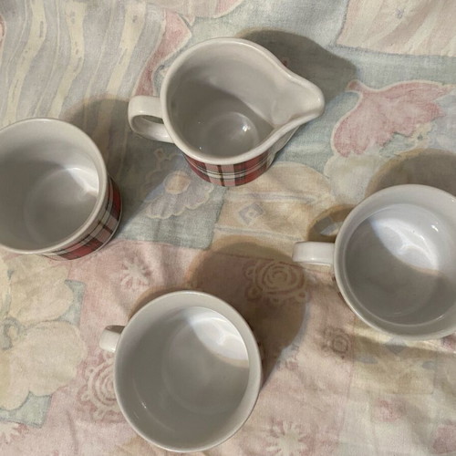 Polish mugs and milk jug set of 4 pieces