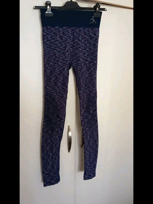 Elastic leggings purple used, size S