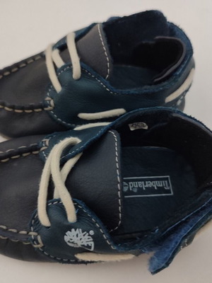 Βρεφικά μοκασίνια Timberland σαν καινούργια, νούμερο 18,5
