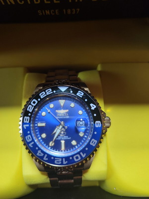 Invicta Grand Diver Men's Watch 47mm Automatic with Gold Bracelet like new