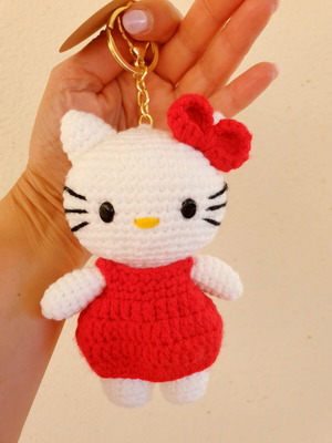 Μπρελόκ charm τσάντας Hello kitty πλεκτό χειροποίητο, καινούργιο, κόκκινο φόρεμα