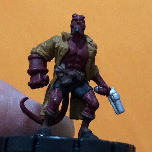 Hellboy B.P.R.D. HeroClix #068 like new