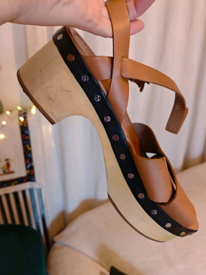 Prada leather sandals used, beige and brown, size 39