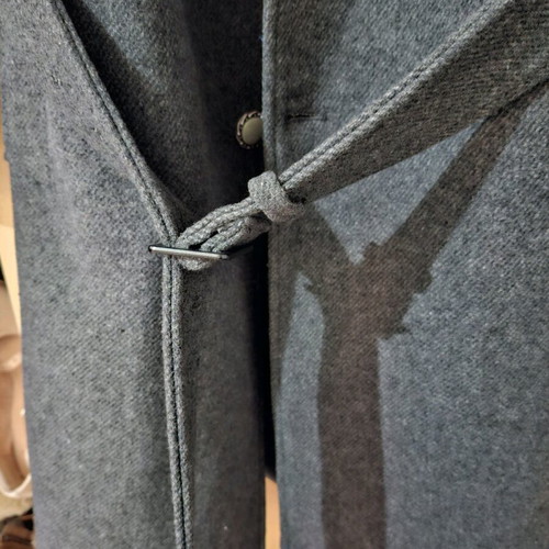 Unisex wool vintage coat in gray color like new