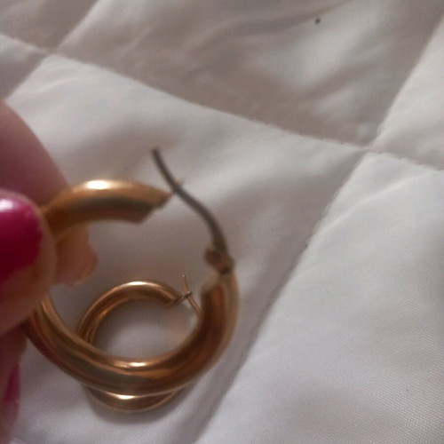 Stainless steel earrings used, gold color hoops