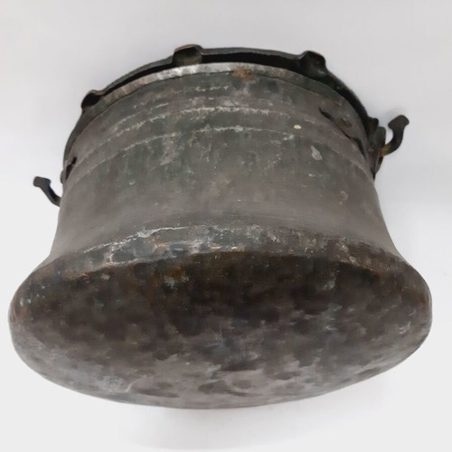 Antique Copper Cauldron 19th Century Hand-Hammered Used