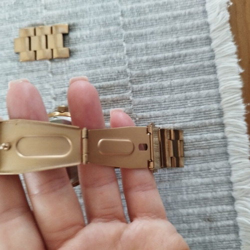 Loisir pink gold watch with bracelet extension, like new